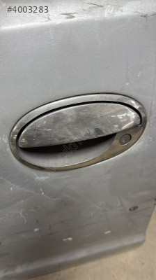 2001 2006 Opel Corsa sol ön kapı açma kolu 2000