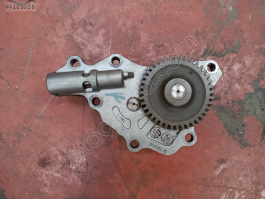 İSUZU NLR YAĞ POMPASI ORJİNAL ÇIKMA