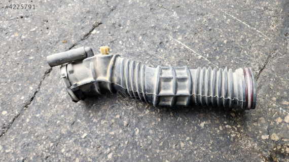 RENAULT MEGANE LAGUNA ORJİNAL ÇIKMA HAVA FİLTRE HORTUMU