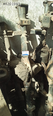 Nissan Navara arka defransiyel