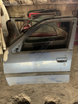 Pejo 306 sol ön kapı