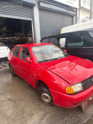 POLO CLASSİC 1.6 AEE ALM1.6 AKL MOTOR KIRMIZI VE SİYAH KAPORTA