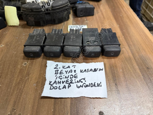 MİTSUBİSHİ CARİSMA SİS FAR DÜĞMESİ ORJİNAL ÇIKMA