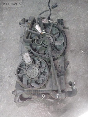 İNFİNİTİ FX35 2006 3.5 ÇIKMA ORİJİNAL RADYATÖR SET