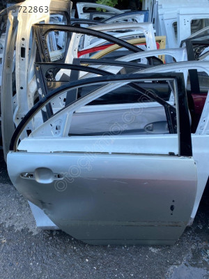 MİRİM OTODAN TOYOTTA COROLLA SAĞ ARKA KAPI
