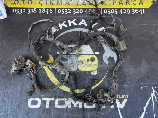 RENAULT MEGANE 1 Çıkma 1.6 8 Valf Motor Elektrik Tesisatı