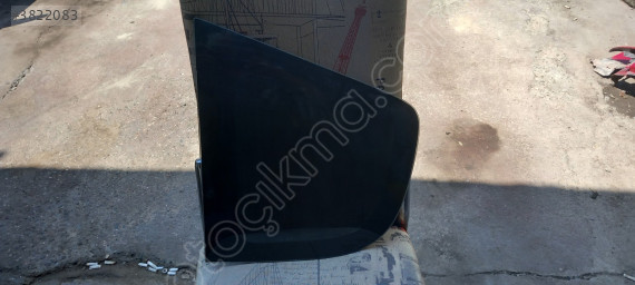 Çıkma honda jazz sol arka kelebek cam