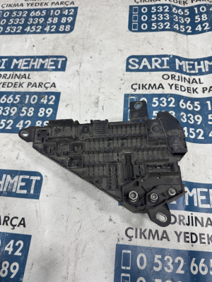 ÇIKMA BMW E60 E61 SİGORTA KUTUSU 6906588