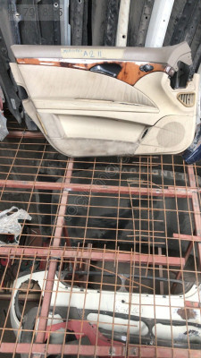 Mercedes A211 kasa ön sol kapı döşemesi