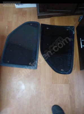 Peugeot 306 arka kelebek camı sağ sol