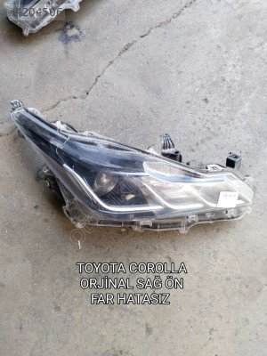 TOYOTA COROLLA ORJİNAL HATASIZ SAĞ VE SOL FAR TAKIMI 2019-2025