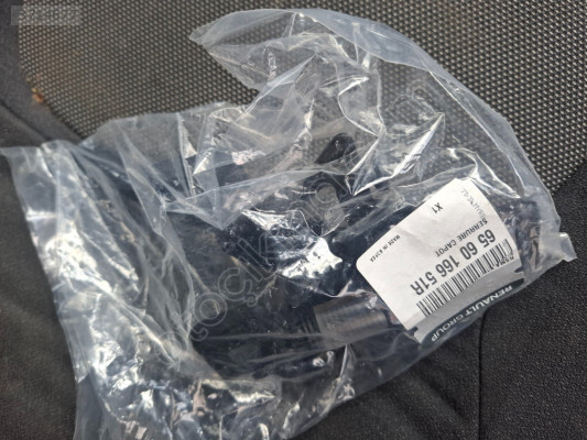 Dacia sendero yeni kaput kilidi orjinal sıfır 656016651R