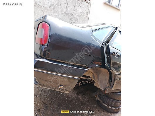 TEMPRA SAĞ ARKA ÇAMURLUK TEMİZ