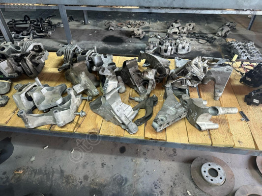 ASTRA J K MOTOR SANZUMAN KULAĞI BRAKETİ AYAĞI
