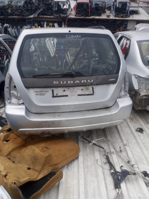 SUBARU FORESTER BAGAJ KAPAĞI HATASIZ ORJINAL CIKMA