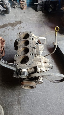 Ford facus1 1.6-16V benzinli yarım motor 50€