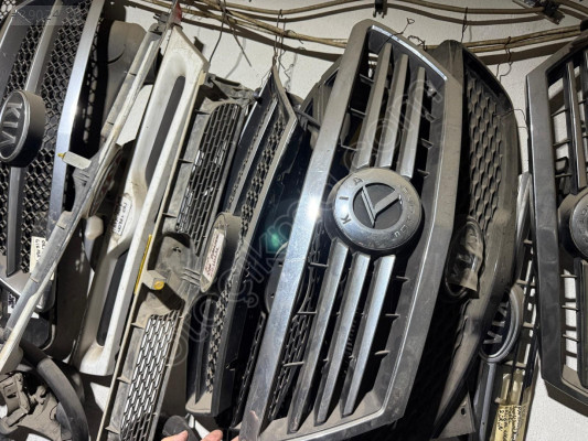 Orjinal Çıkma KIA SORENTO Ön Panjur - Temiz Ürün