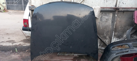 Mazda 626 motor kaputu