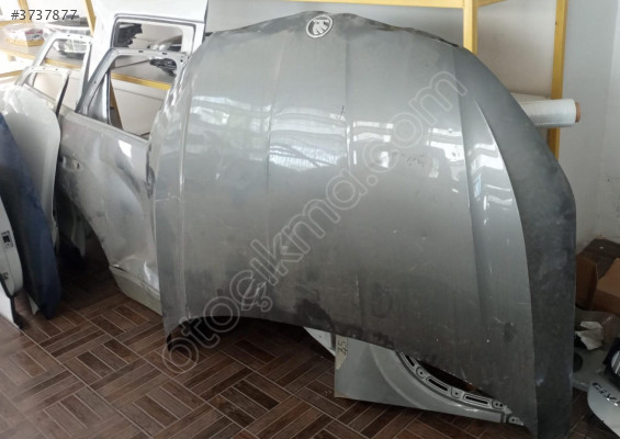 SKODA SÜPER B ORJİNL ÇIKMA MOTOR KAPUTU