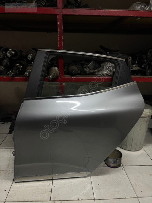 CLIO 5.5 SOL ARKA KAPI HATASIZ ORJİNALL ÇIKMAA