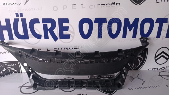 PEUGEOT 3008 ÖN TAMPON İÇ MAKESİ 9814278877