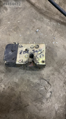 Peugeot 206 cc sağ ön kapı kilidi