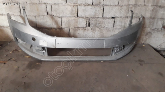 SKODA OCTAVİA  2019 MODEL ÖN TAMPON