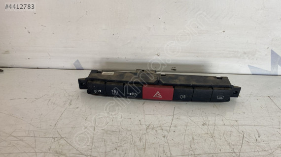 fiat pratico 2012 dörtlü çakar/flaşör düğmesi (son fiyat)