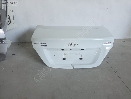 HYUNDAİ ACCENT BLU BEYAZ BAGAJ KAPAĞI ORJINAL LOKALLIK