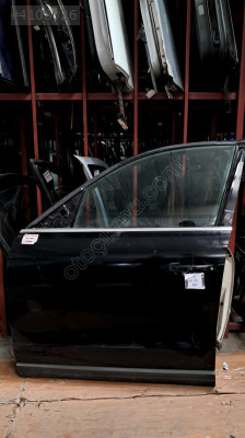 ÖN KAPI - SOL - AUDI Q5 12-18 - ( 8R0831051 )