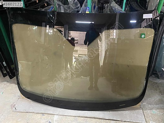 FORD TRANSİT YÜKSEK TAVAN MİNİBÜS ÇIKMA ORJİNAL ÖNCAM