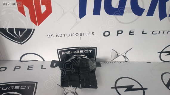 PEUGEOT 3008 SAĞ ALT MOTOR MUHAFAZASI TEKER 9807277480
