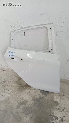 Pejo 208 sag arka kapi