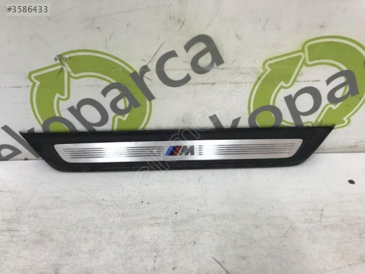 BMW 5 SERİSİ 2016 2024 ARKA BASAMAK BANDI (G30) 5A0DB65-01