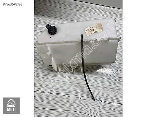 Toyota crusier silecek su deposu