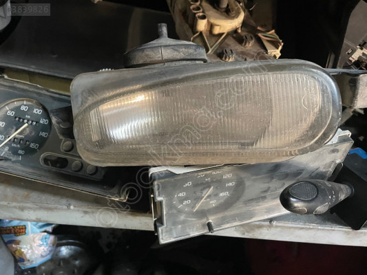 Ford escort sağ sis farı
