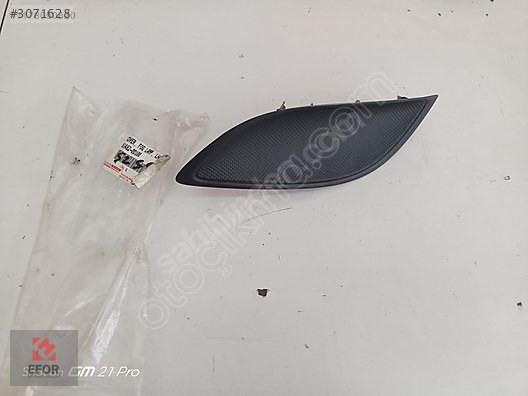 TOYOTA YARİS SIFIR ORJ SAĞ SİS KAPAK 10-12 OEM NO: 81481-0D090