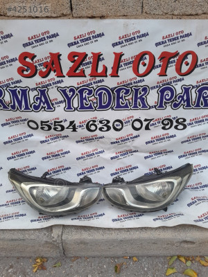 HYUNDAİ ACCENT BLU SAĞ SOL FAR ÇIKMA TEMİZ