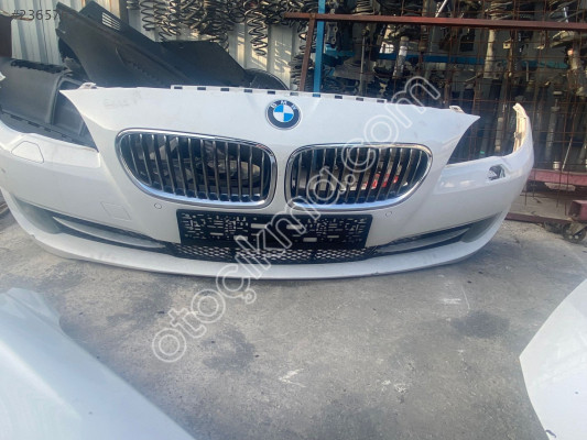 BMW F10 5.20 ÖN TAMPON DOLU ORJİNAL ASEL OTO
