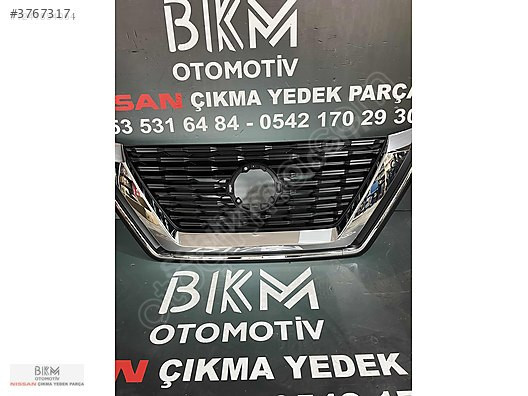 Nissan Xtrail T33 (2021-) ön panjur (kamera delikli)