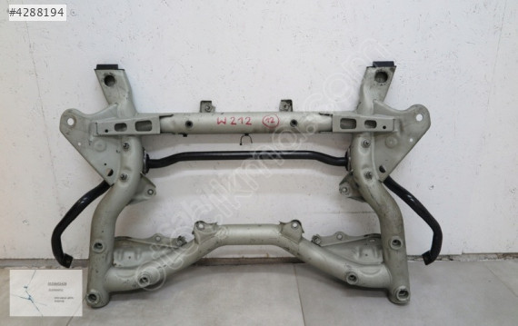 MERCEDES E SERİ W212 MOTOR TRAVERSİ BEŞİK