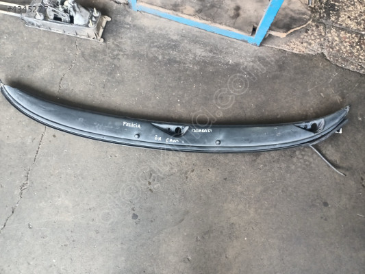 SKODA FELİCİA 1.3 ÖN CAM IZGARASI