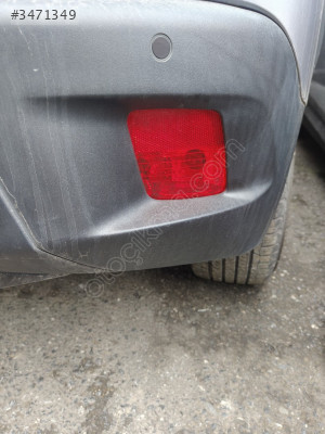 Peugeot 2008 SUV sağ arka sis lambası
