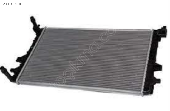 SEAT IBİZA 2013 2015 SU RADYATÖRÜ 5Q0121251GF