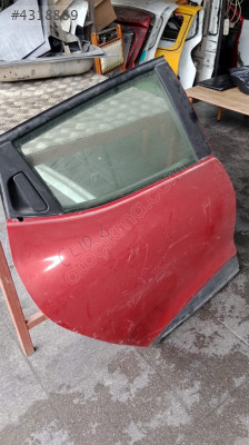 Renault Clio4 sağ arka kapı dolu orijinal