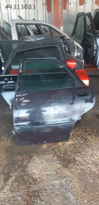 VOLVO S40 SOL ARKA KAPI DOLU ÇIKMA ORJİNAL