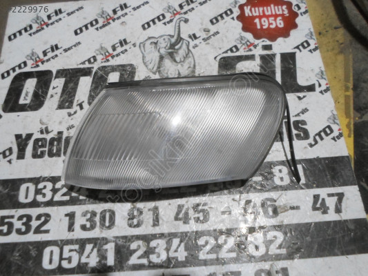 TOYOTA COROLLA 1993-1997 AE101 BEYAZ SOL SİNYAL SIFIR