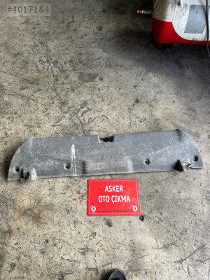 Corsa b bagaj panel plastiktigi
