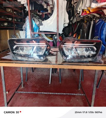 Duster sağ sol far sökme