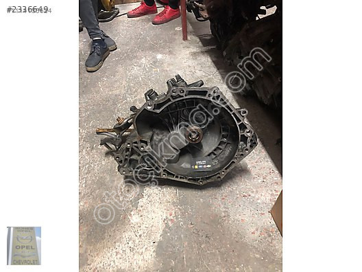 OPEL CORSA E 1.2 ŞANZIMAN BENZİNLİ ORJİNAL GÜNEŞ OPEL